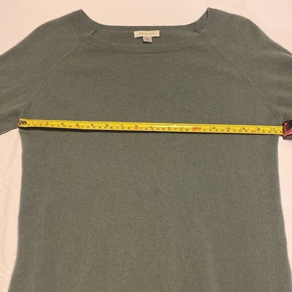 Garnet Hill Women’s Cashmere Shirttail Sweater Size Medium NWOT - Picture 4 of 8